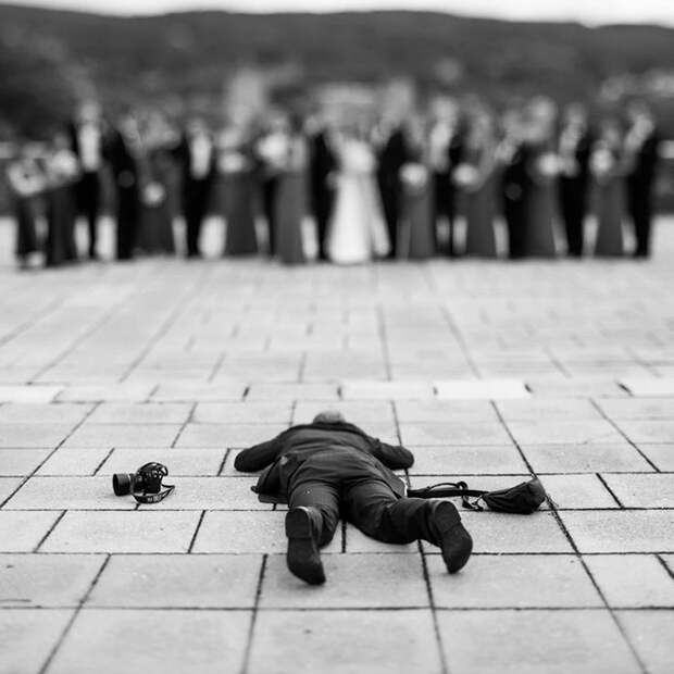 Свадебные фотографы: жизнь ради удачного снимка! Свадебные фотографы: жизнь ради удачного снимка! риск, свадьба, трюк, фотограф