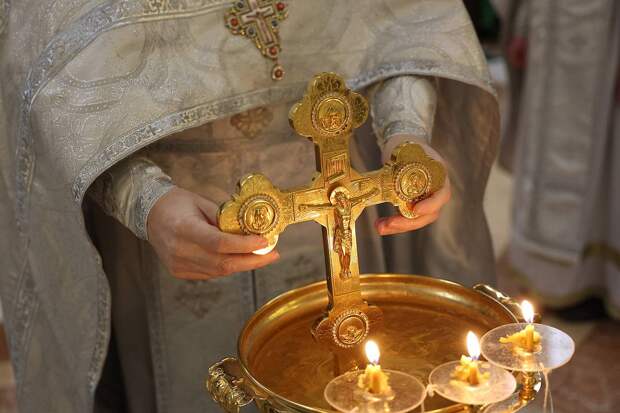 Высокопоставленного священника РПЦ сняли с должности после загадочного признания