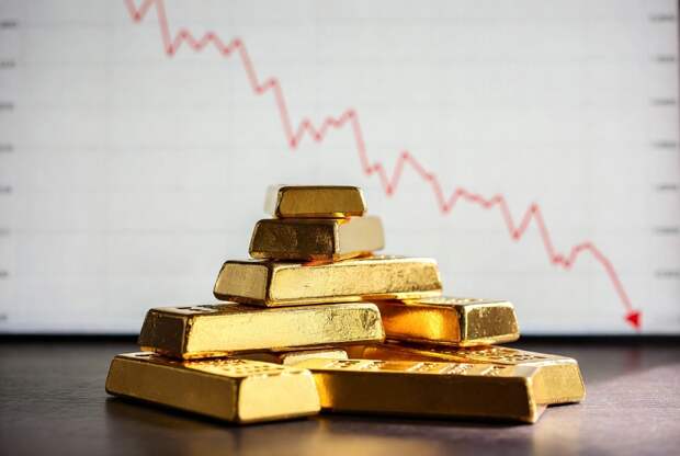 Цены на золото снизились 13 апреля на фоне итогов переговоров США и Ирана