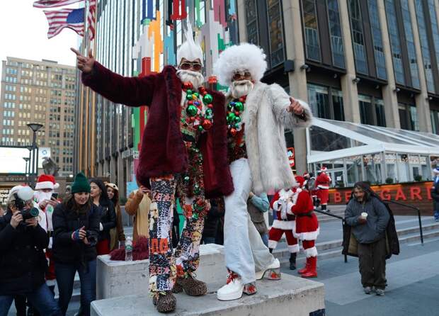 SantaCon 2018 в Лондоне, Париже, Сеуле, Нью-Йорке и других городах