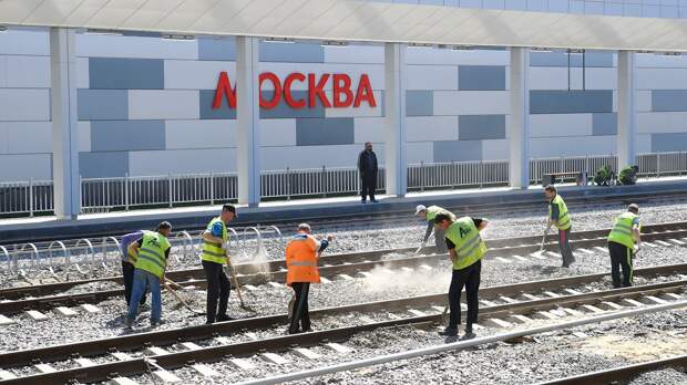 В Москве планируют прививать мигрантов 