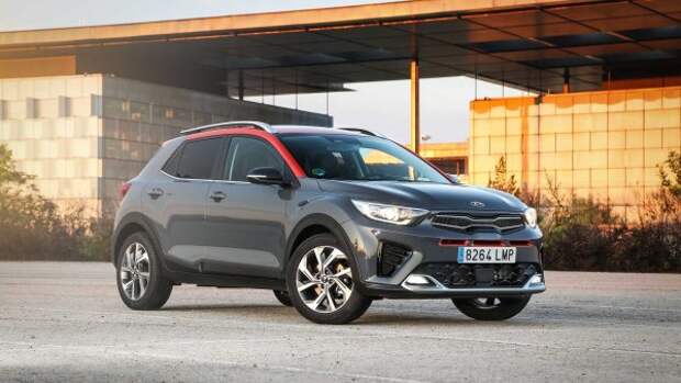 Название: Kia Stonic 1.0 T-GDi MHEV iMT 120 CV Drive   Мощность: 120 л.с.  Цена: 22 250 евро   Расход топлива: 5,2 л/100 км  