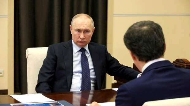 Путин резко осадил вякнувшего против России чиновника — видео