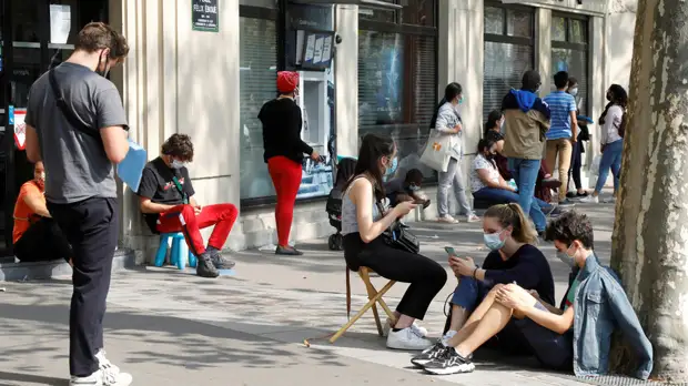 Во Франции допускают повторный карантин при росте случаев коронавируса