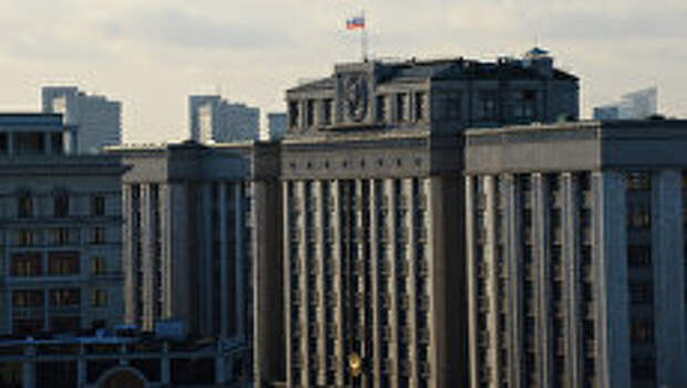 Здание Государственной Думы РФ на улице Охотный Ряд в Москве. Архивное фото