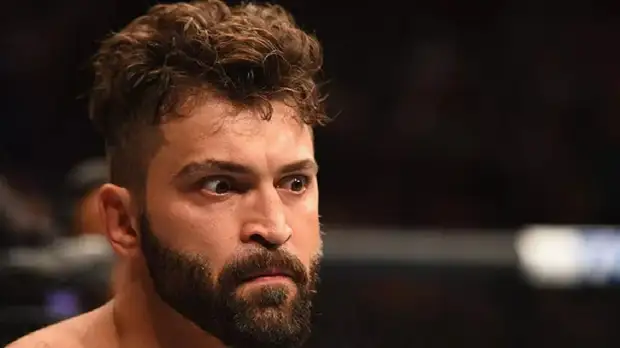 Орловский обновил рекорд UFC в тяжелом весе