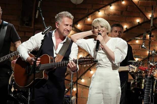 Анжелика Варум сорвала номер на концерте Леонида Агутина