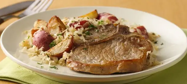 Свинина с картошкой в рукаве