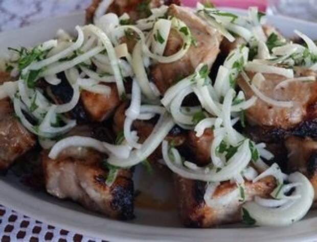 Маринованный лук к шашлыку