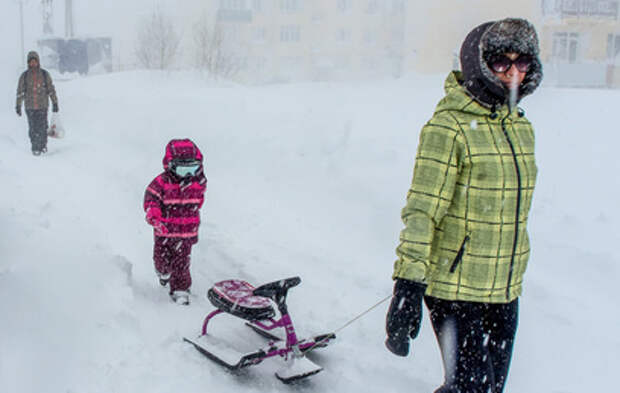 Снежный коллапс: непогода испытывает россиян на прочность