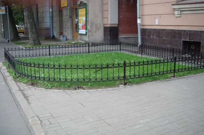 Ограждения для клумб: эстетика сада собственными руками (68 фото)
