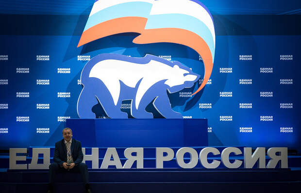 "Единая Россия": счетную комиссию на праймериз в Приморье пытались взять штурмом