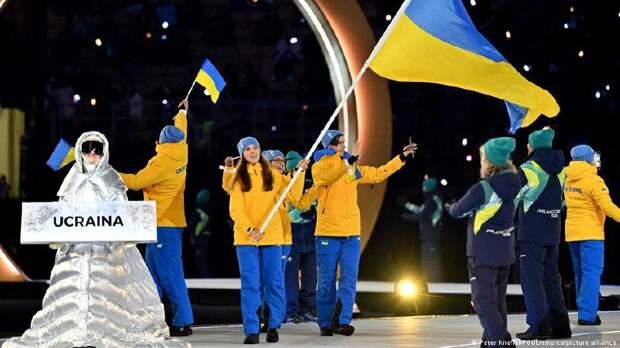 «Пляски на костях»: Россиянка, несшая табличку Украины на Олимпиаде