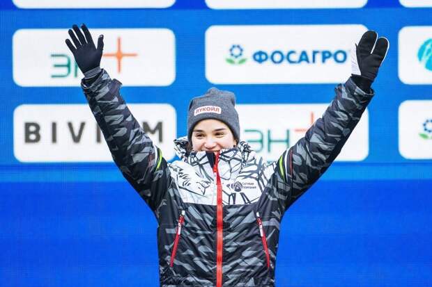 Лыжница Степанова первой пришла к финишу в гонке на 3 км на Финале Кубка России