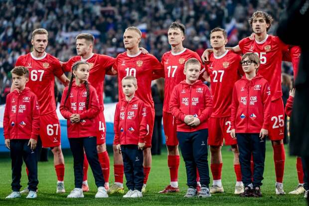 ФИФА не планирует снимать ограничения с России несмотря на заявление Инфантино