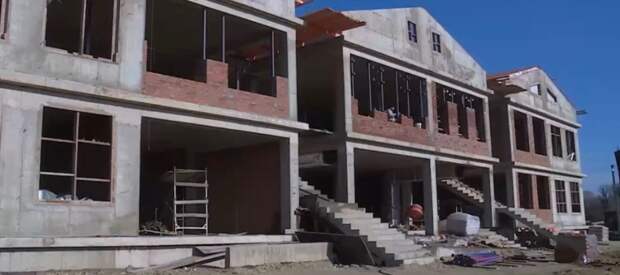 В ауле Кошехабль строится современный детский сад