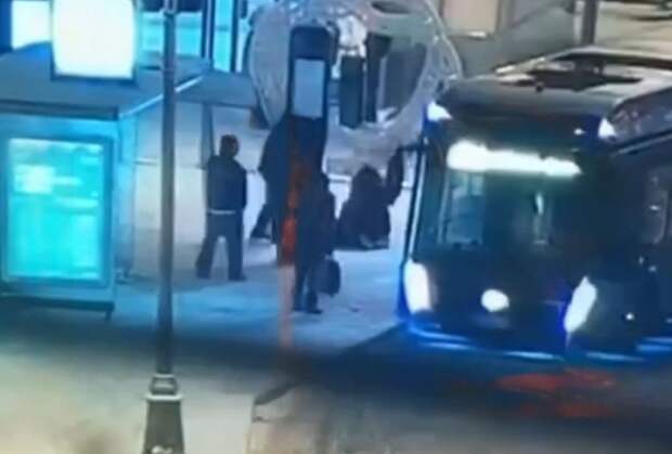 Расстрелявшим дебоширов в центре Москвы оказался 17-летний подросток