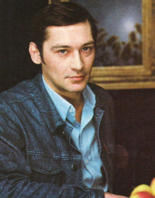 Владимир Тихонов
