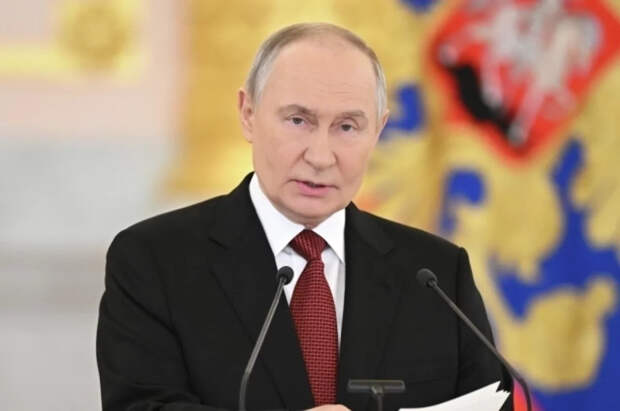 Путин всегда рад лично рассказывать гостям о сокровищах Эрмитажа