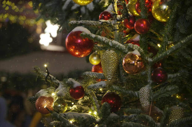 Елочные игрушки в России подорожали на 10-20%