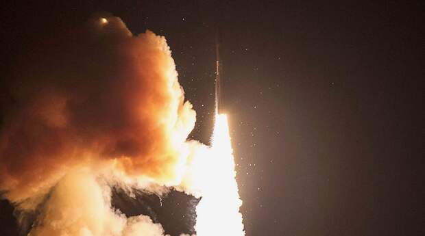 США предупредили РФ: Две ядерные ракеты взлетят в небо с континента