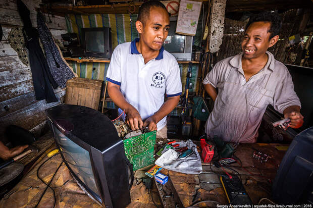 Санстанции здесь нет