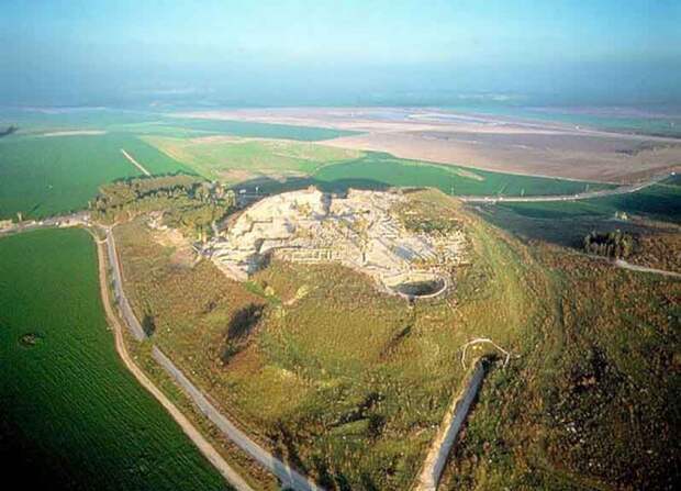 16. Армагеддон (Har Megiddo) уже был местом нескольких исторических сражений. Последнее произошло в 1918 году всемирная история, интересно, интересно и познавательно, история, история человечества, познавательно, факты, хочу все знать