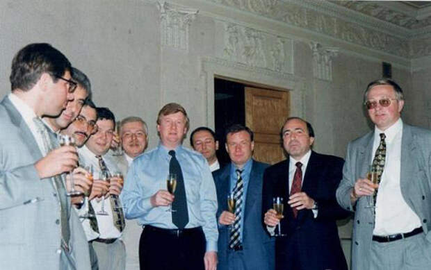 олигархи хозяева России, 90-ые, Ельцин, ельцинизм|Фото: delyagin.ru