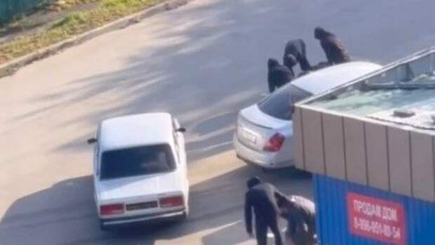 Троих жителей Барнаула будут судить за избиение наркокурьера