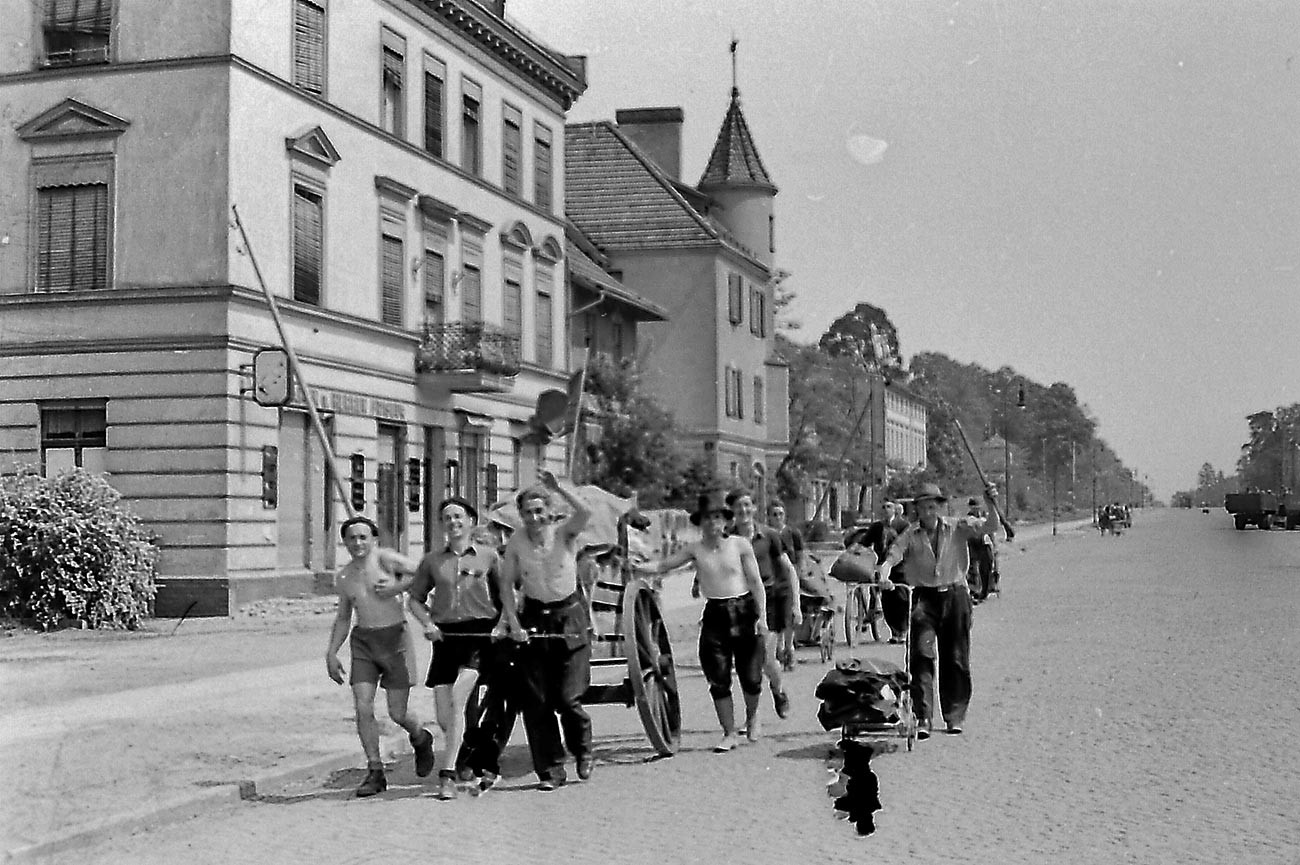 Берлин 1945: редкие кадры советских фотографов (ФОТО)