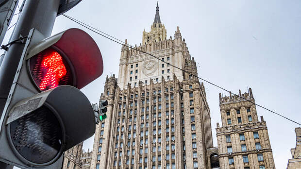 МИД: Россия не планирует национализировать активы ушедших западных компаний