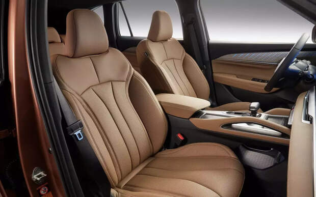 В России начали продавать интересного «клона» Geely Monjaro: сколько он стоит?