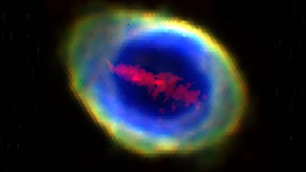 В центре туманности Кольцо обнаружена загадочная структура из железа