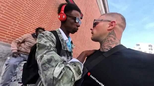 "Полиция боится сюда приезжать". Голландец не сдержал эмоций от Брюсселя