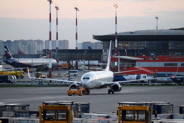 ФТС: в Шереметьево задержали россиянку из-за украшений на 34 млн рублей