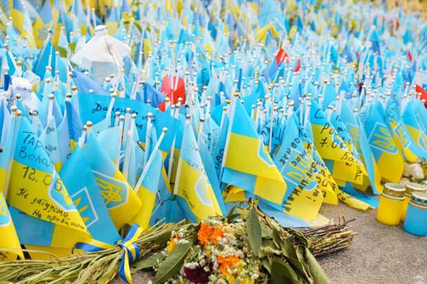 Дрон ВС РФ снял огромное кладбище военных в Днепропетровске