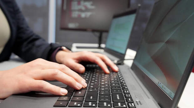 Мошенники усилили атаки на россиян перед майскими праздниками