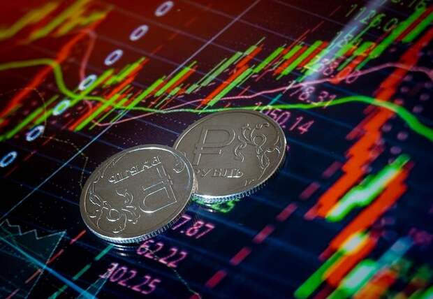 Экономист высказался о рисках ослабления рубля