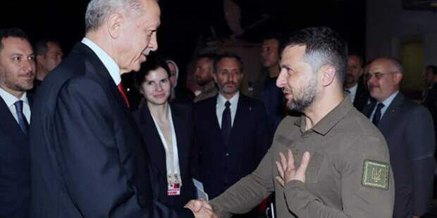 «Да ради Бога» – Казаков о передаче Зеленскому нацистов «Азова»