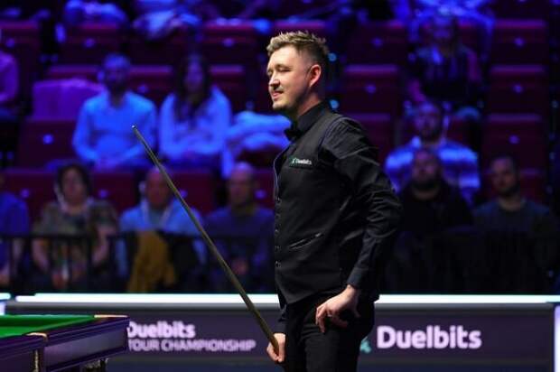 Tour Championship 2023: Уилсон по итогам первой сессии опережает Картера на четыре фрейма