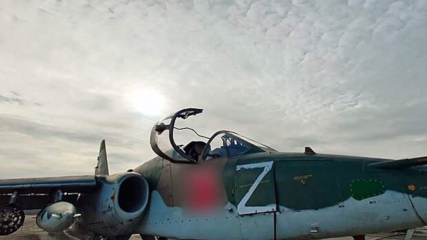 Штурмовики Су-25 ударили ракетами по опорникам ВСУ на Донецком направлении