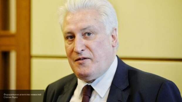 Военные высмеяли украинского эксперта за бредовое заявление о флоте России  