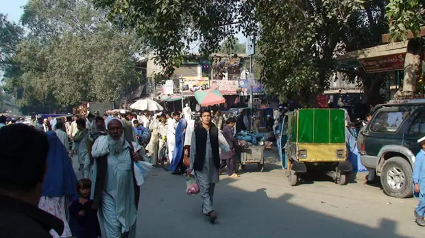Первый за 20 лет гражданский самолёт сел на аэродроме афганского Джелалабада