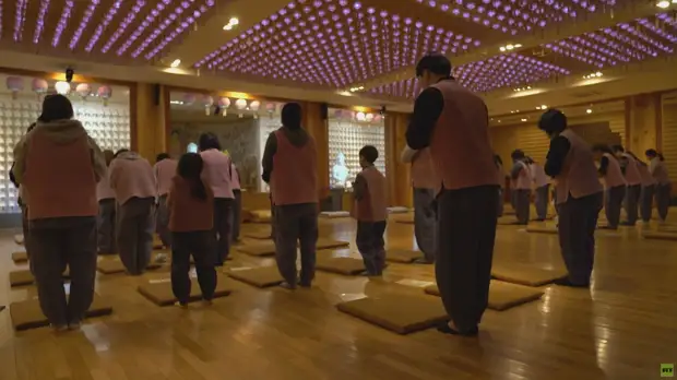 «Стресс по-корейски»: на RTД премьера фильма об «эпидемии самоубийств» в Южной Корее