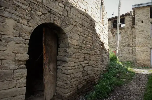 Горные крепости и укрепленные аулы Дагестана Горные крепости и укрепленные аулы Дагестана