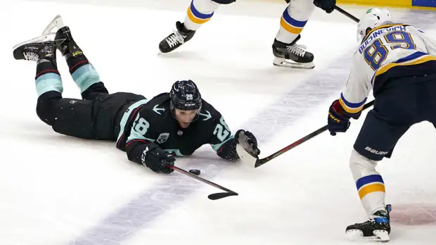 Шайба Бучневича и передача Тарасенко помогли «Сент-Луис» разгромить «Сиэтл»