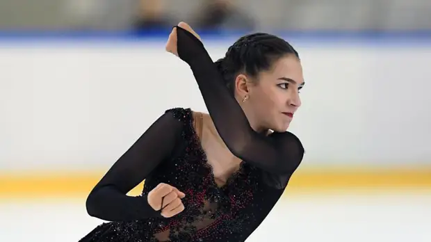 Фигуристка Константинова заявила, что не планирует стажироваться у Тутберидзе