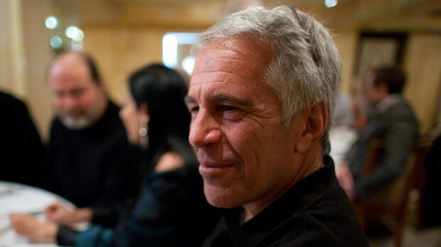 Посол рассказал о росте напряженности в Британии из-за файлов Эпштейна