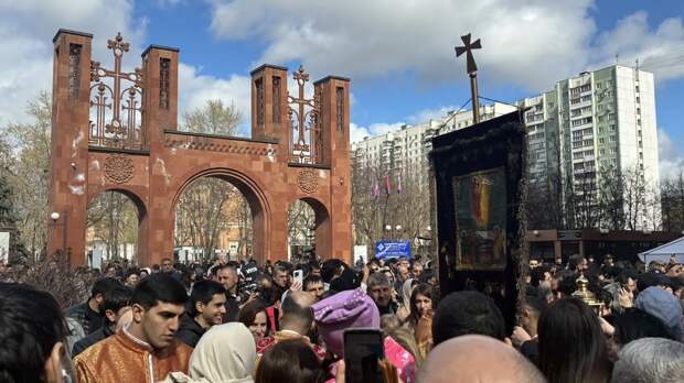 «Чада апостольской церкви». Армяне по всему миру вступились за католикоса