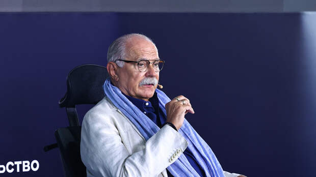 Режиссер Никита Михалков попал в больницу в Москве